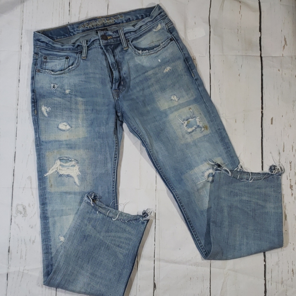 AE Slim Straight Distressed Dirty Jeans 29x30